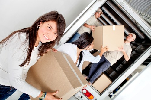 Transparent Movers Kingston Upon Thames pricing and quote process
